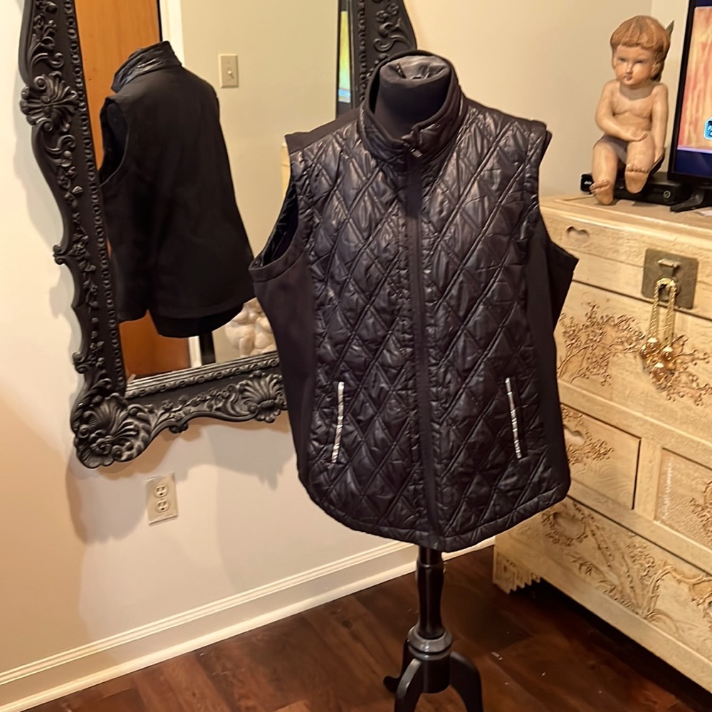 Puffer vest.